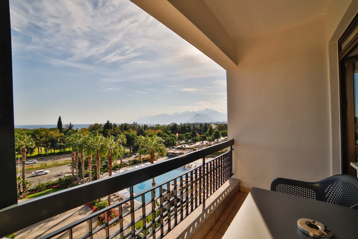 Nashira City Resort 10